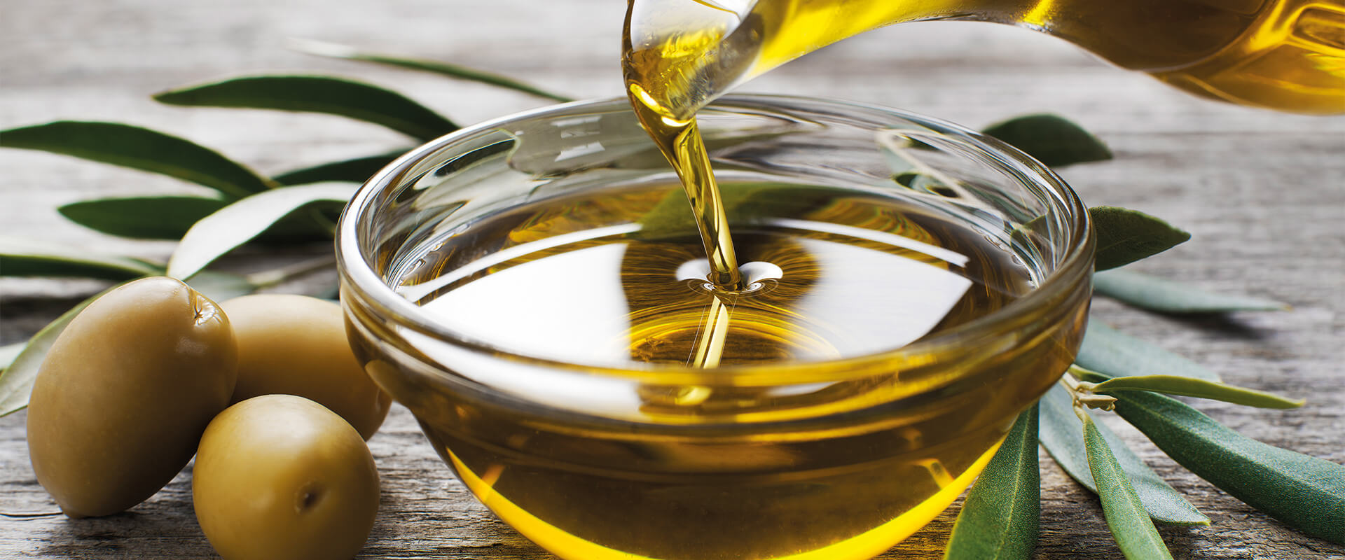 Olio di oliva piccante: EVO – Fratelli Carli