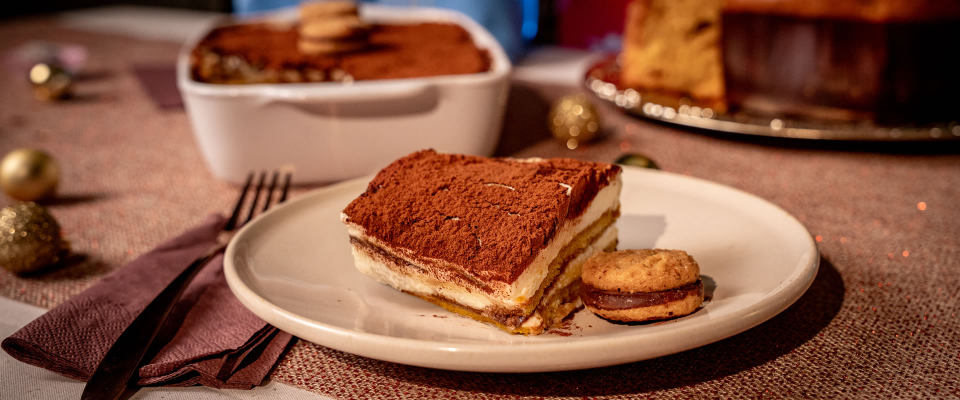 Ricetta tiramisù al panettone con una spolverata di cacao