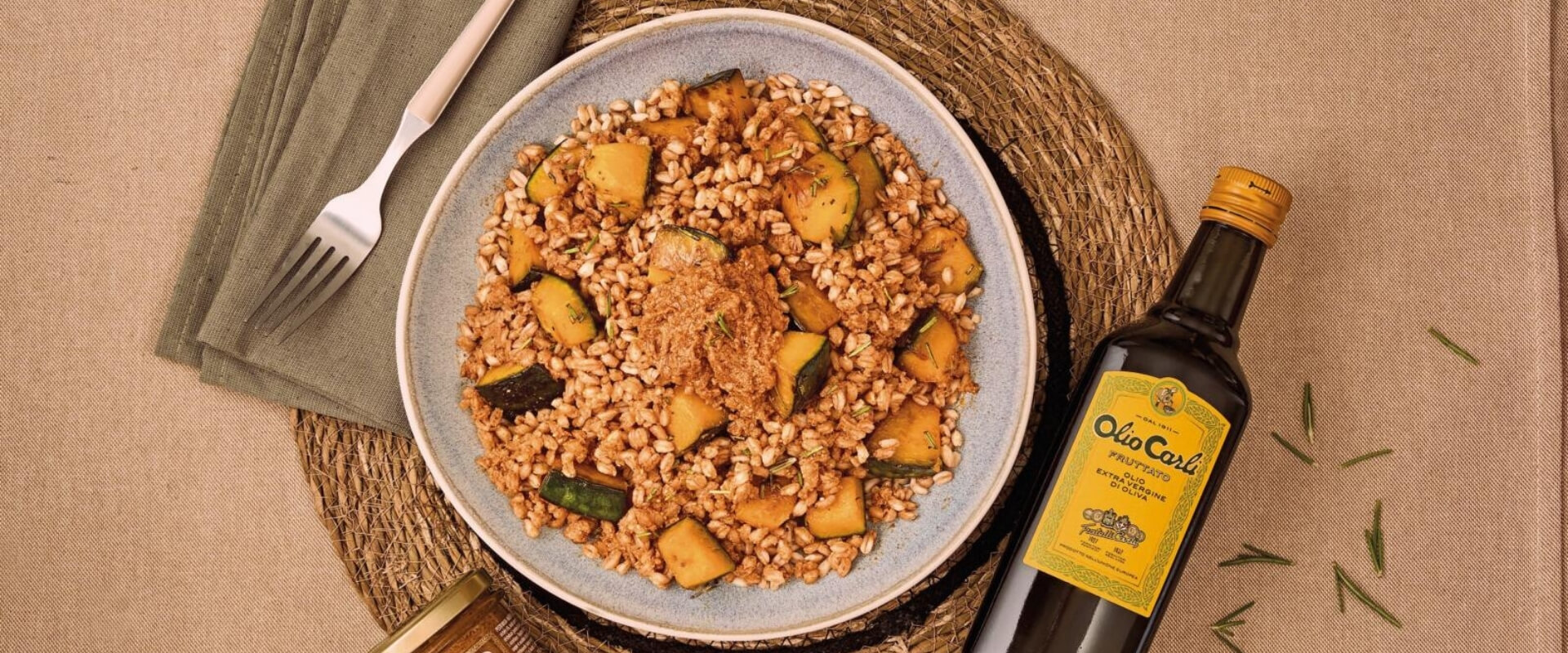 Farro e zucca arrosto con Pesto Rosso e olio extra vergine di oliva