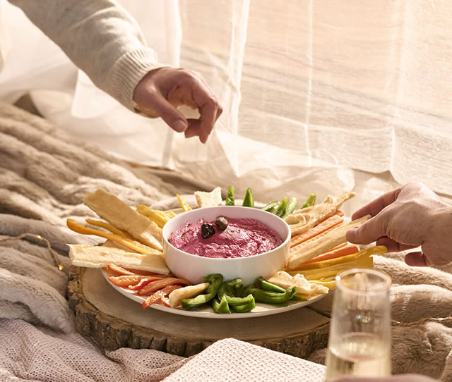 San Valentino a casa: pic nic in salotto con ricette Fratelli Carli