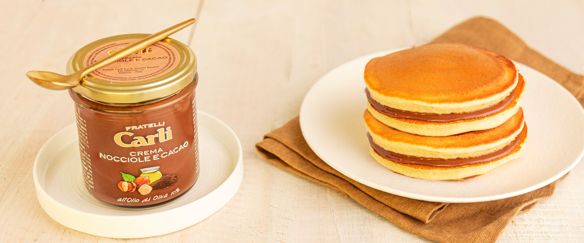 Dorayaki alla crema di nocciole e cacao