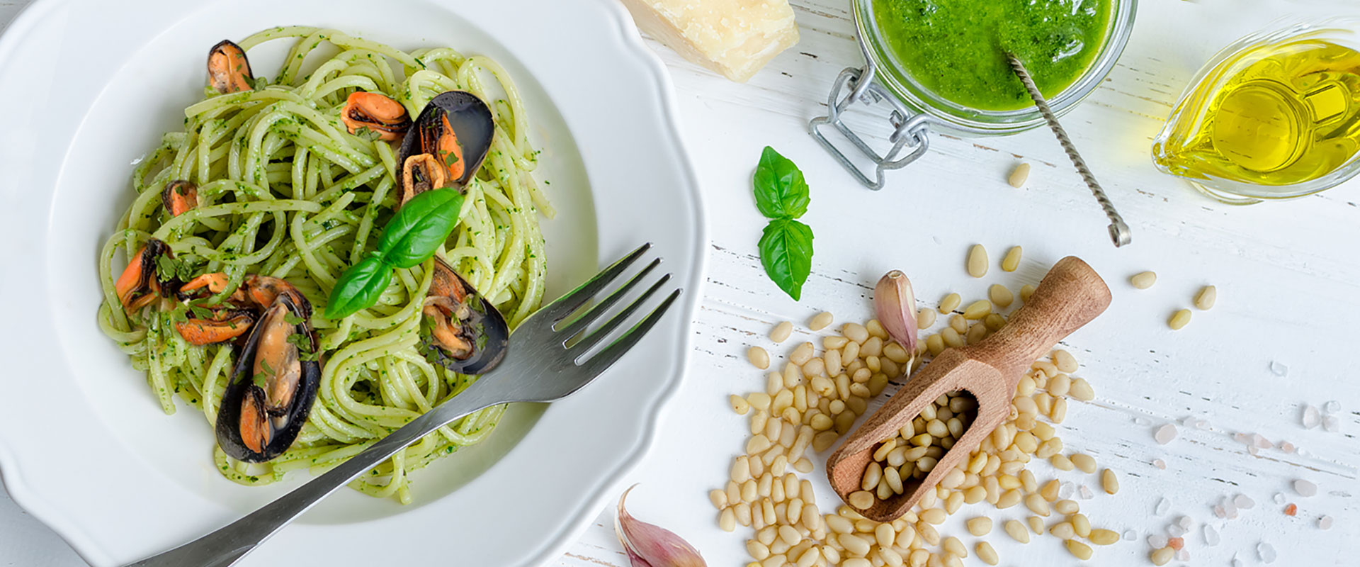 Ricetta Linguine cozze e pesto