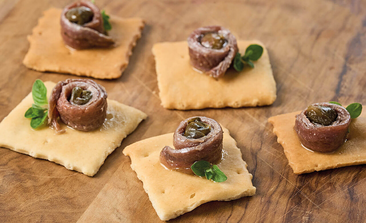 Filetti di Acciughe su Focaccia a tocchetti