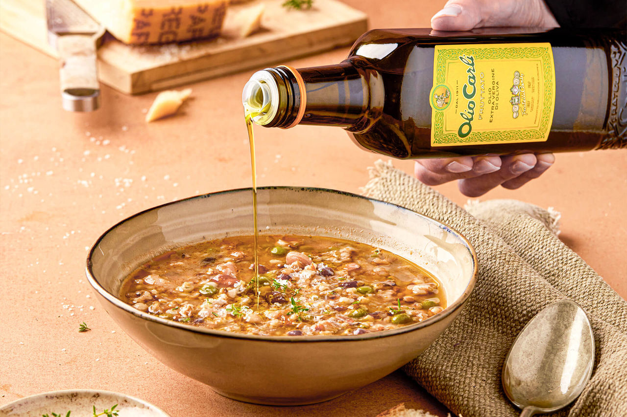Zuppa con Olio Extra Vergine di Oliva Fruttato