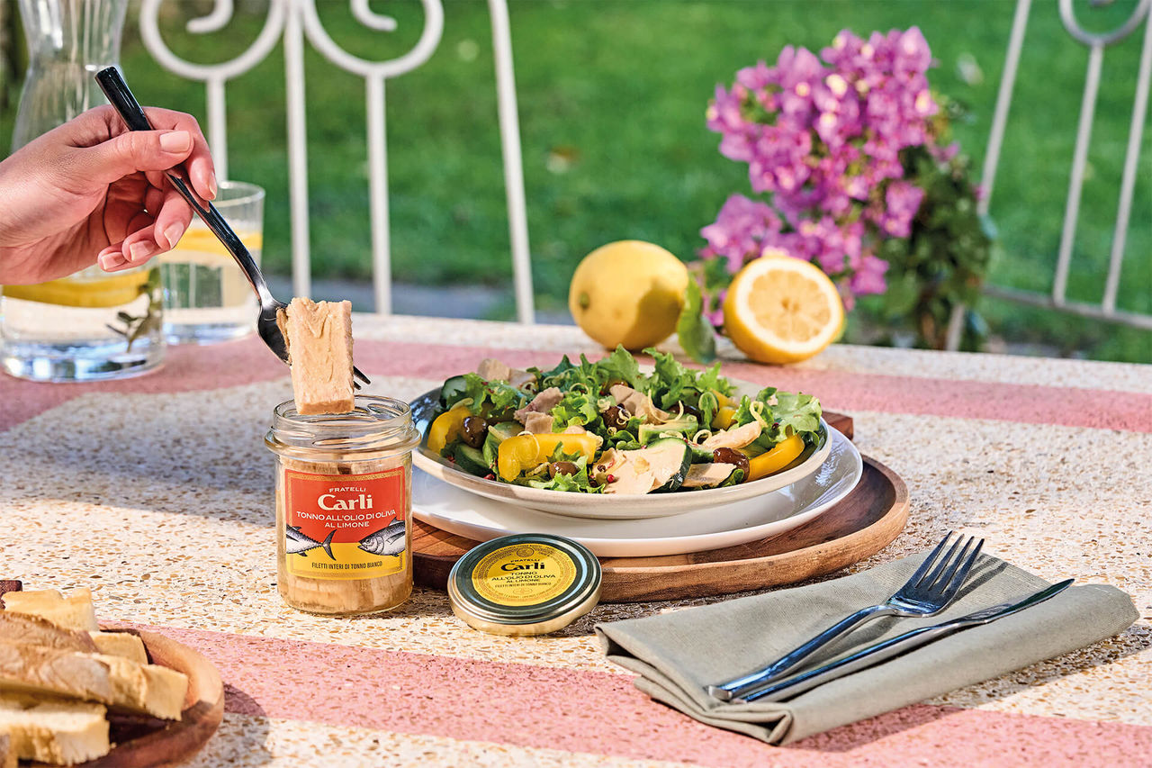 Insalata con Filetti di Tonno al Limone