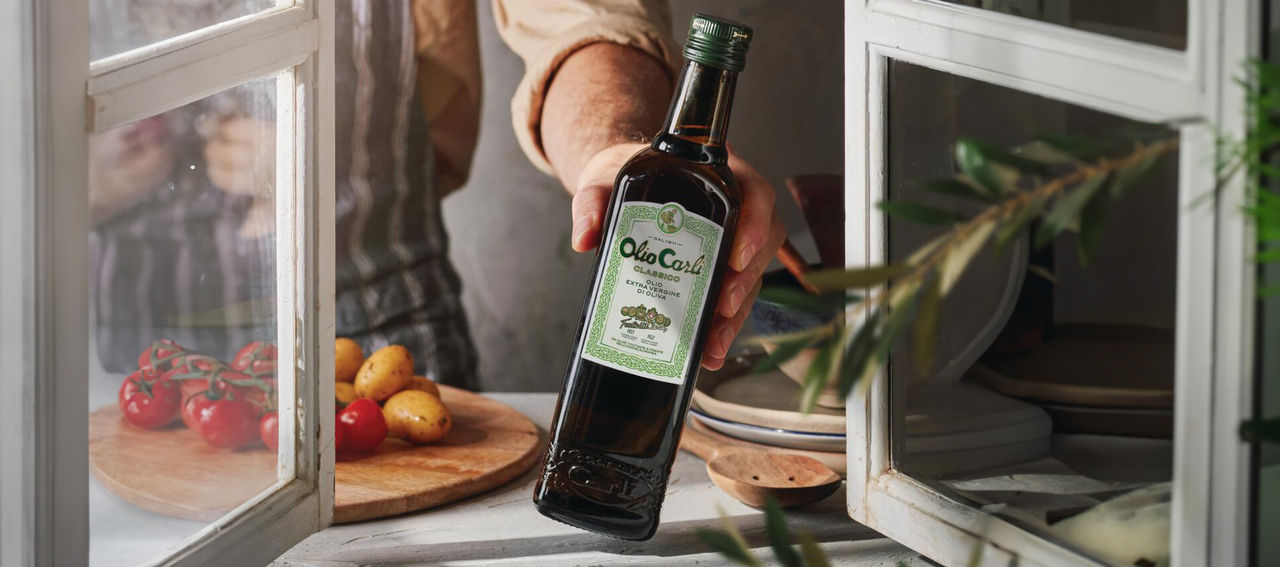 Bottiglia di Olio di Oliva Extra Vergine Classico 