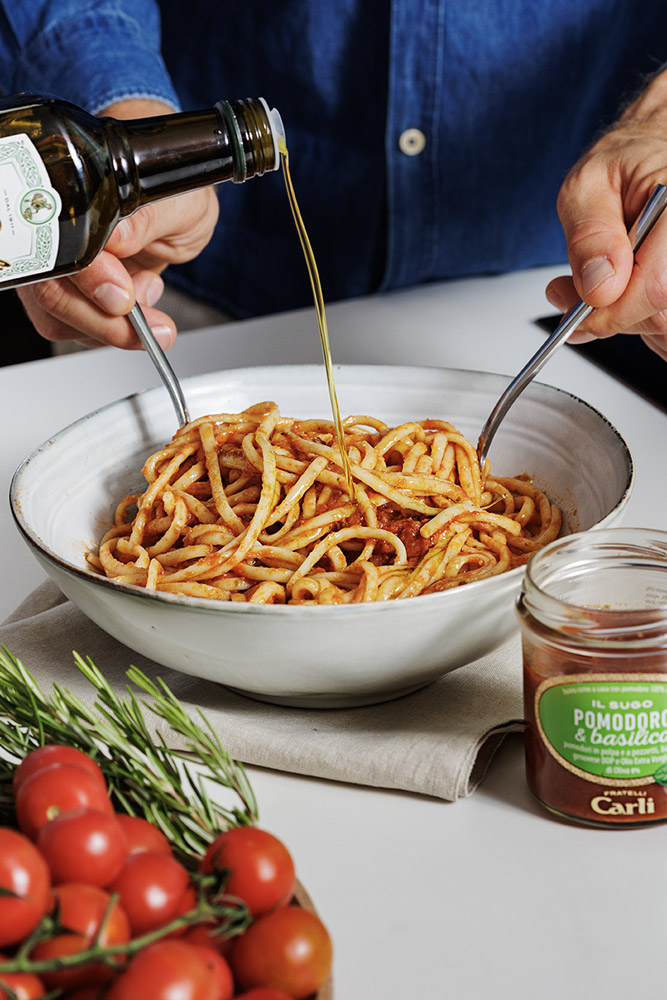 Pasta con Sugo al Pomodoro e Basilico