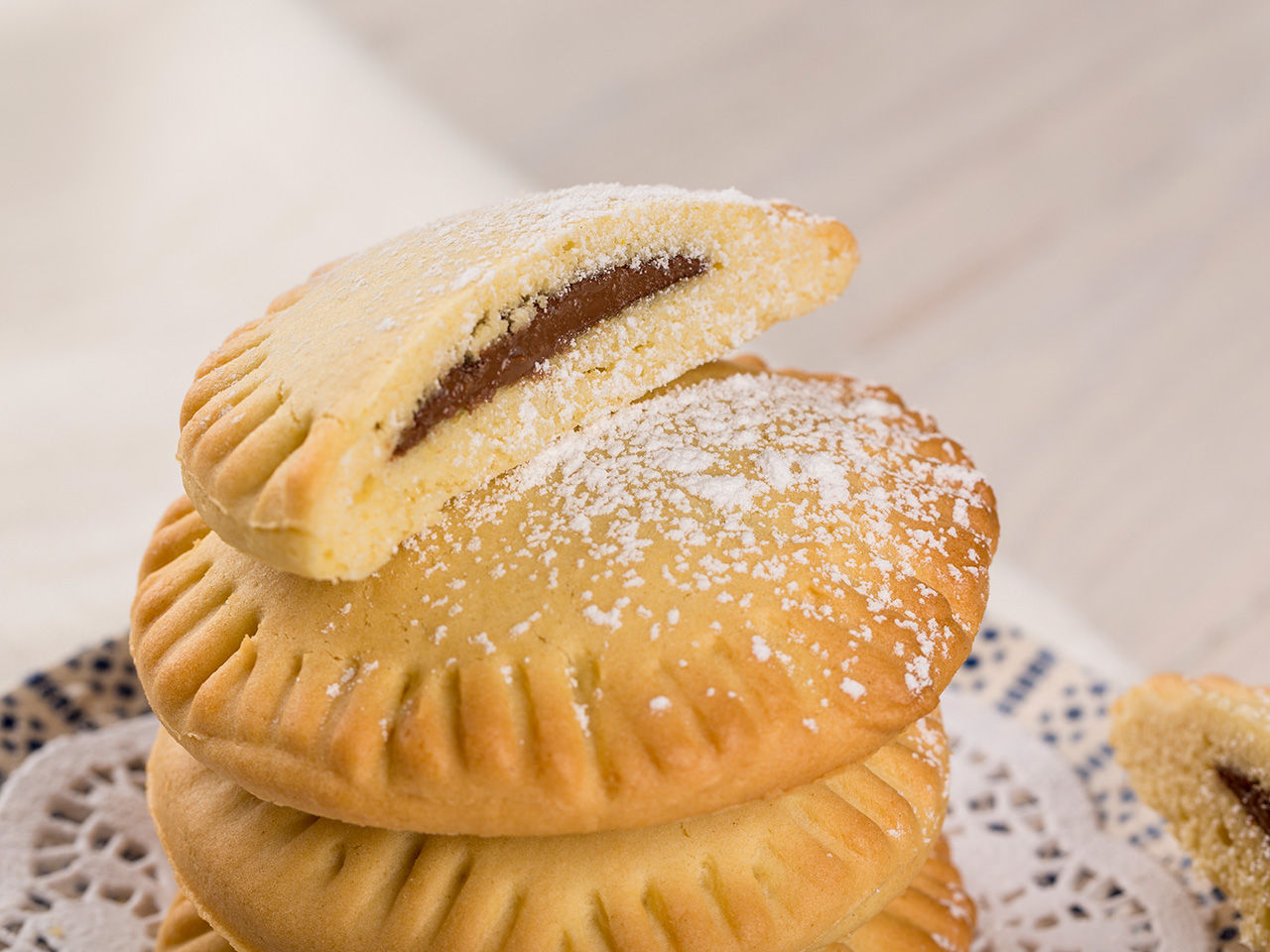 Biscotti alla crema di nocciole