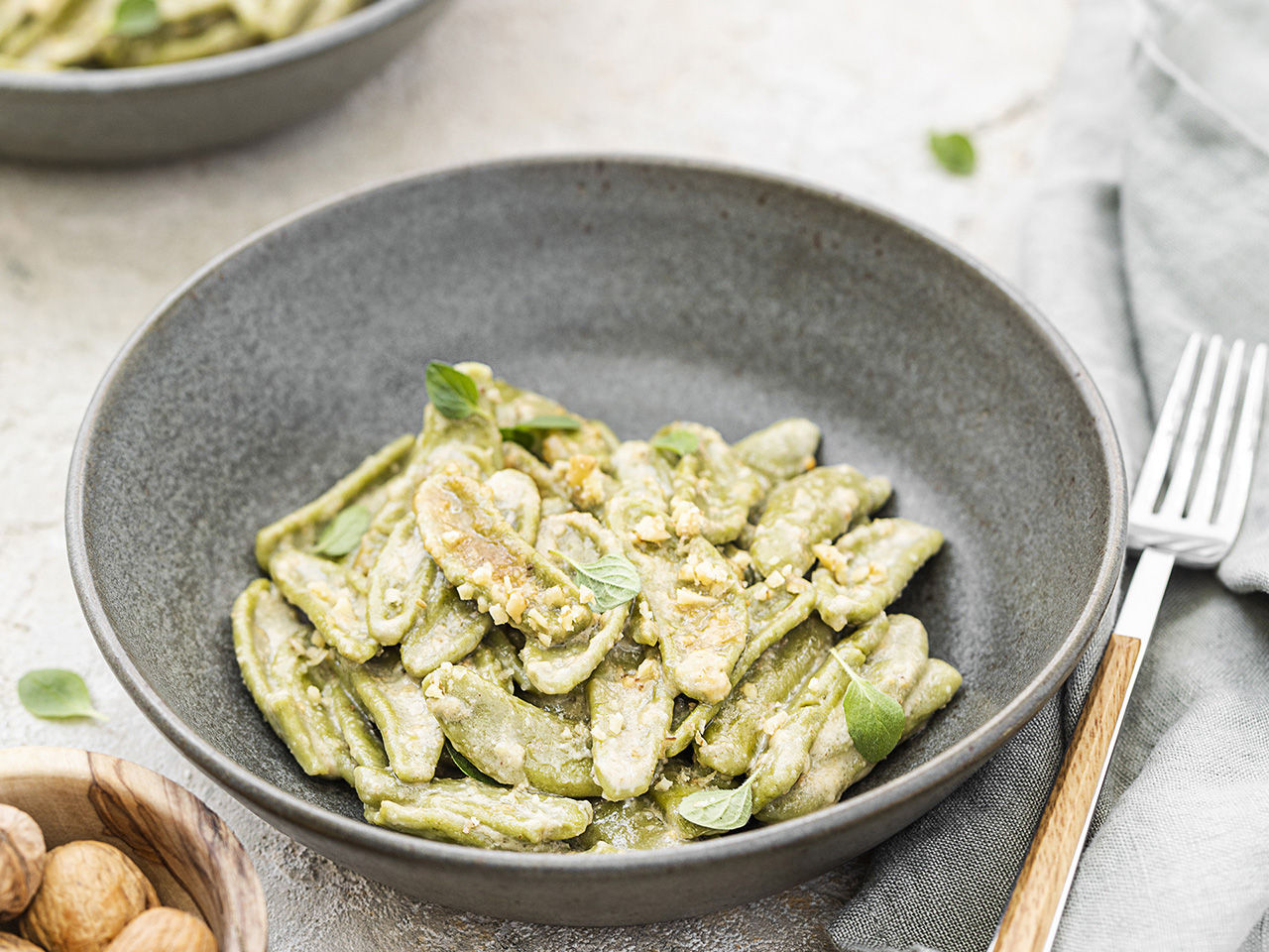 foglie di ulivo con basilico