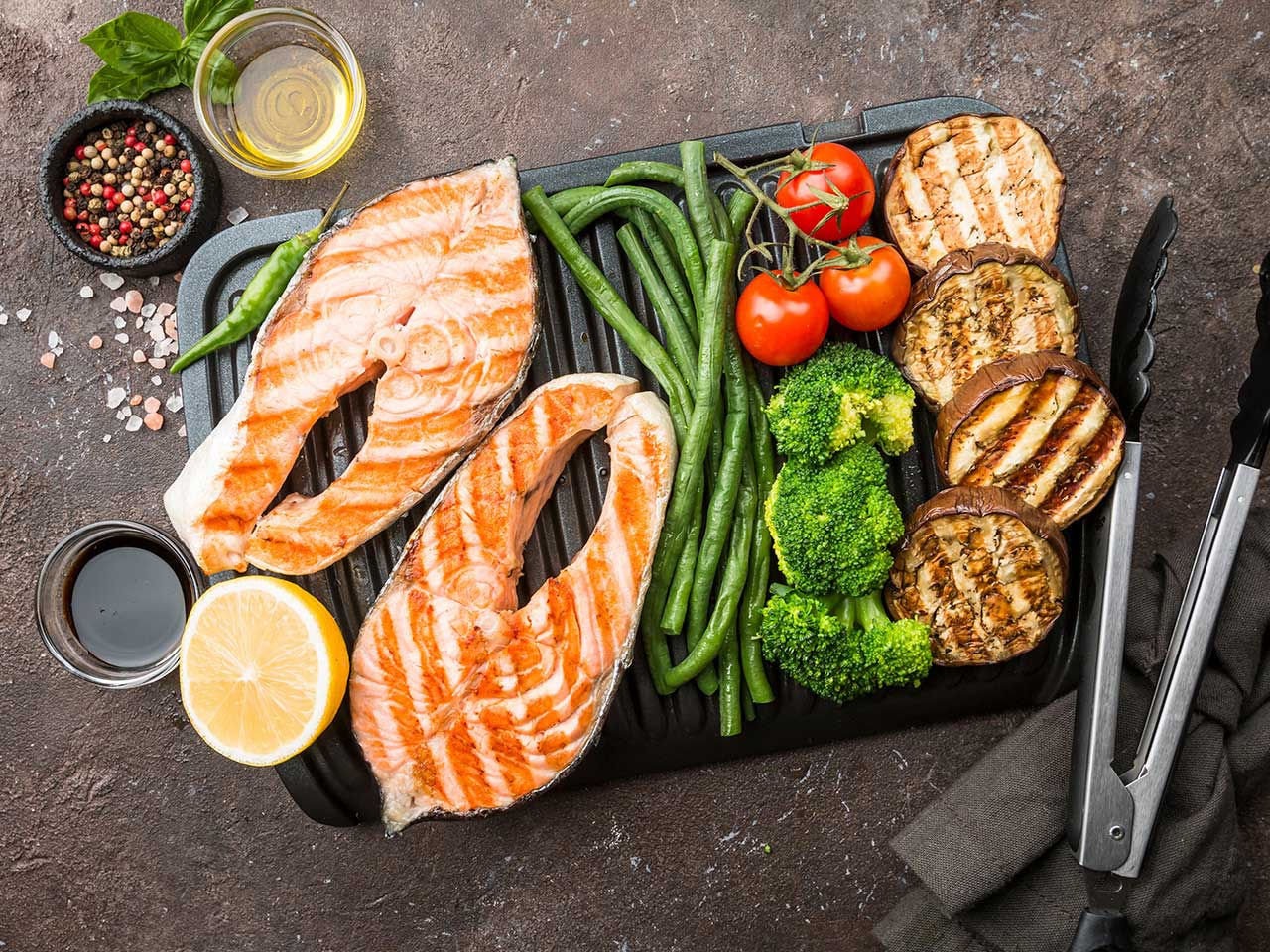 Pesce spada scottato con verdure