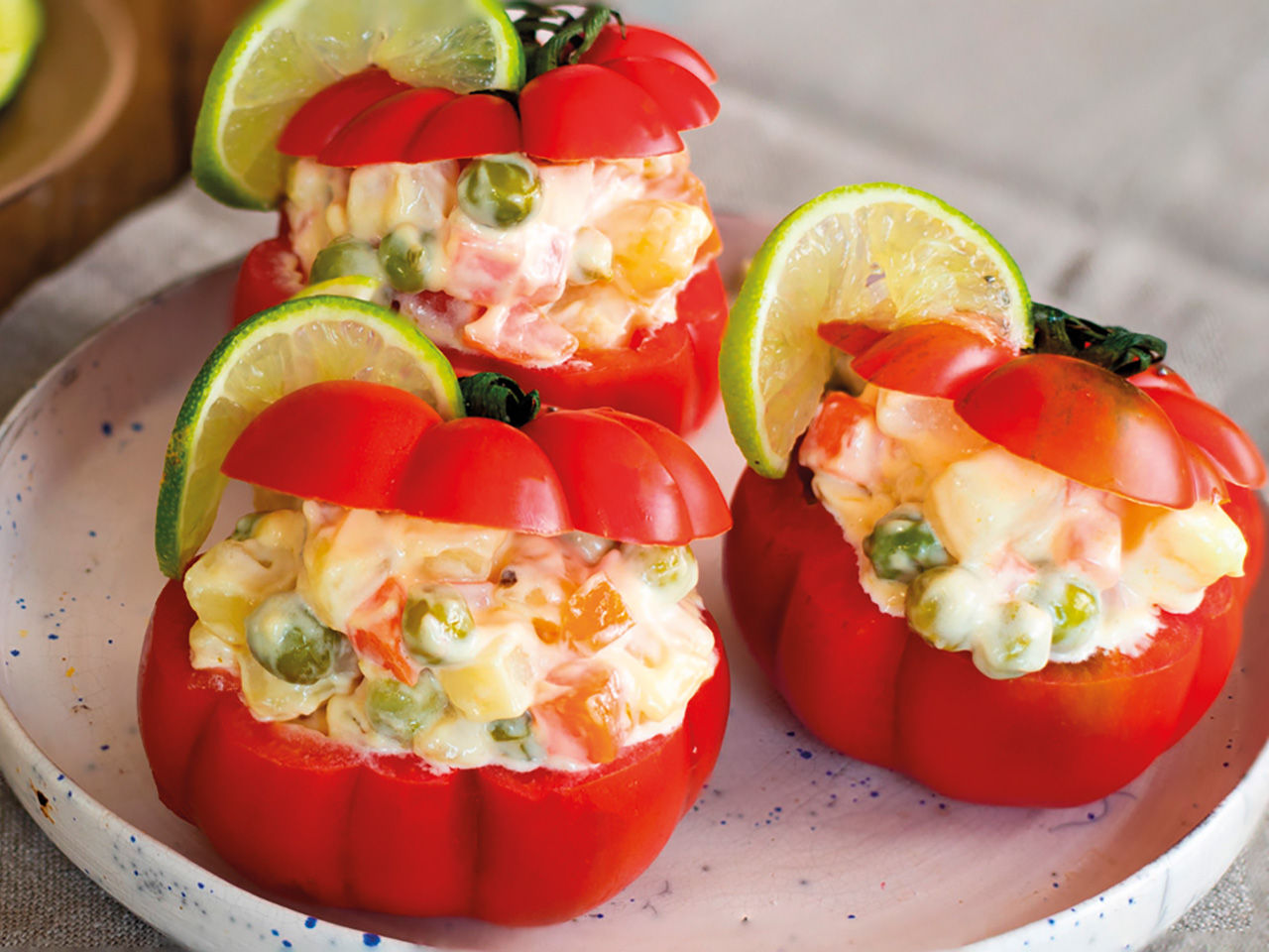 pomodori ripieni di insalata russa