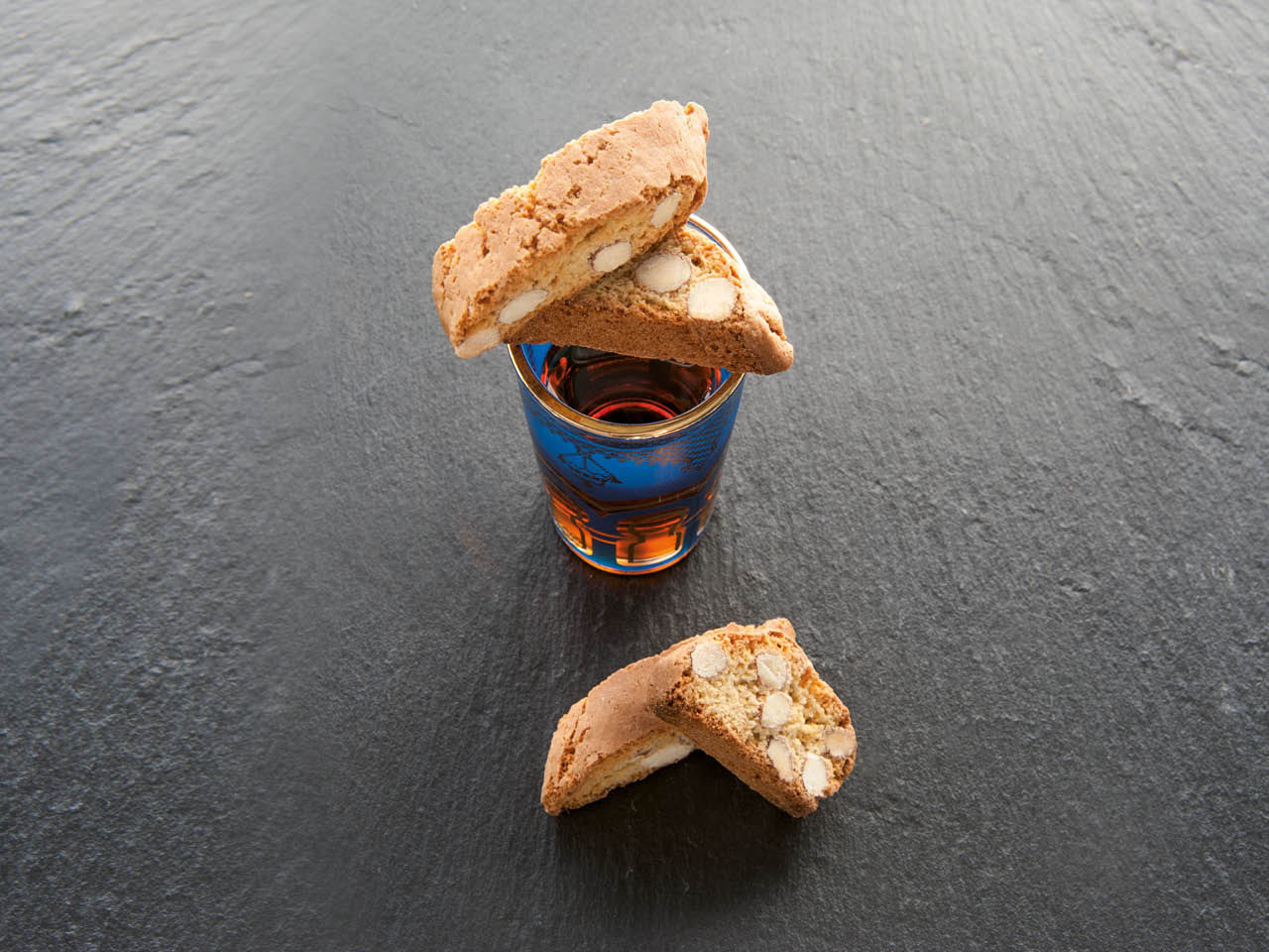 Marsala con cantuccini