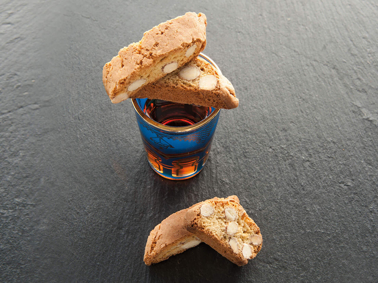 Marsala con cantuccini
