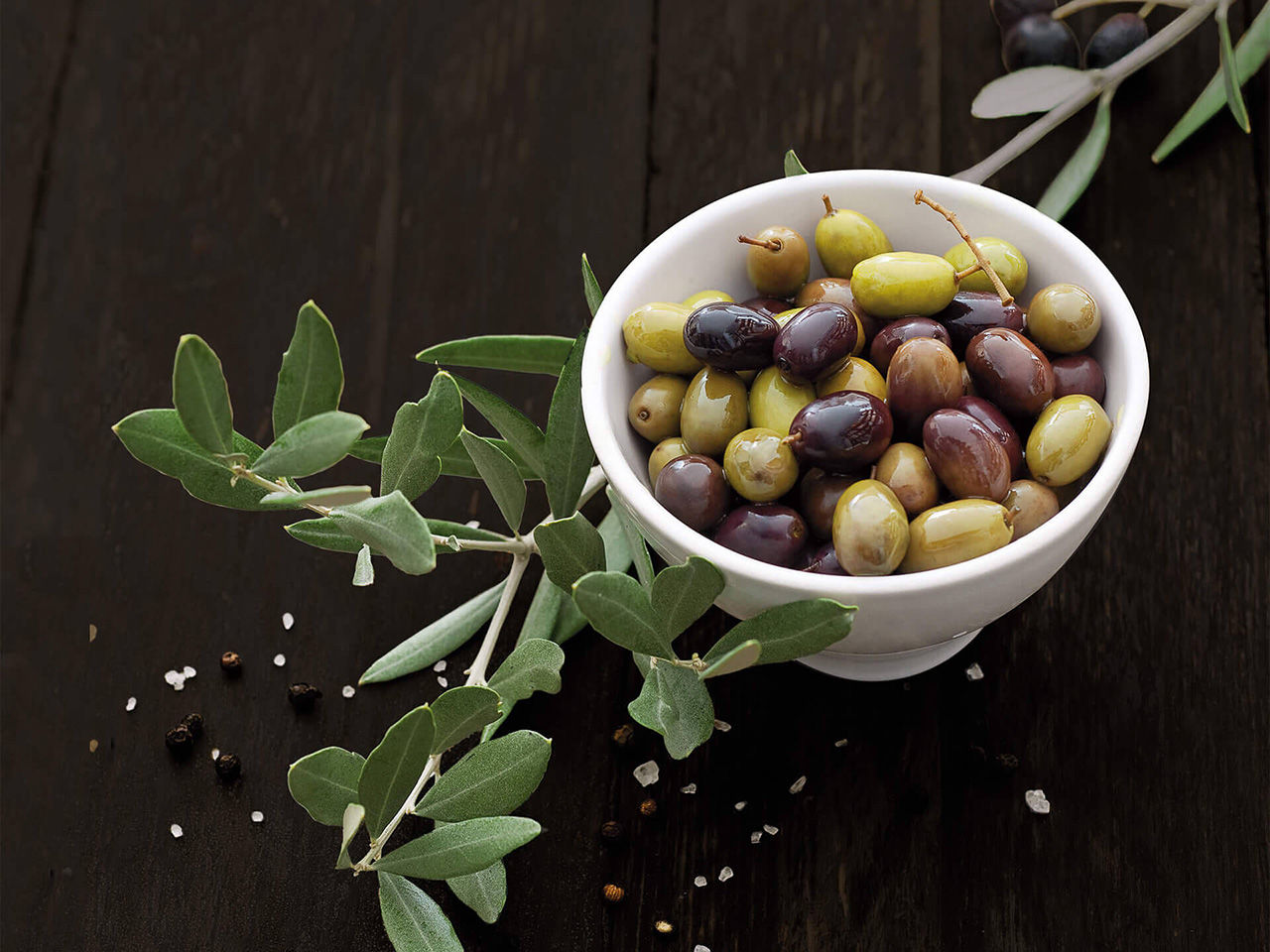 Ciotola di Olive taggiasche in salamoia Fratelli Carli