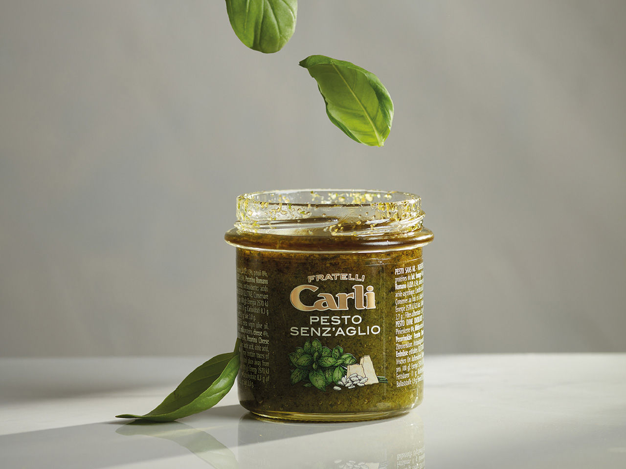 vasetto di pesto senz'aglio