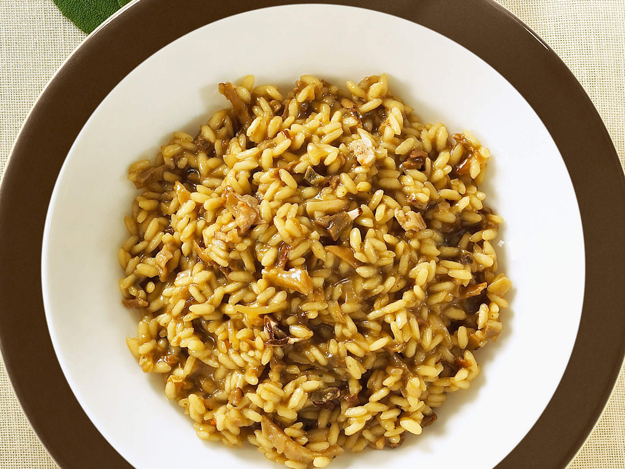 bocconcini con paté di olive