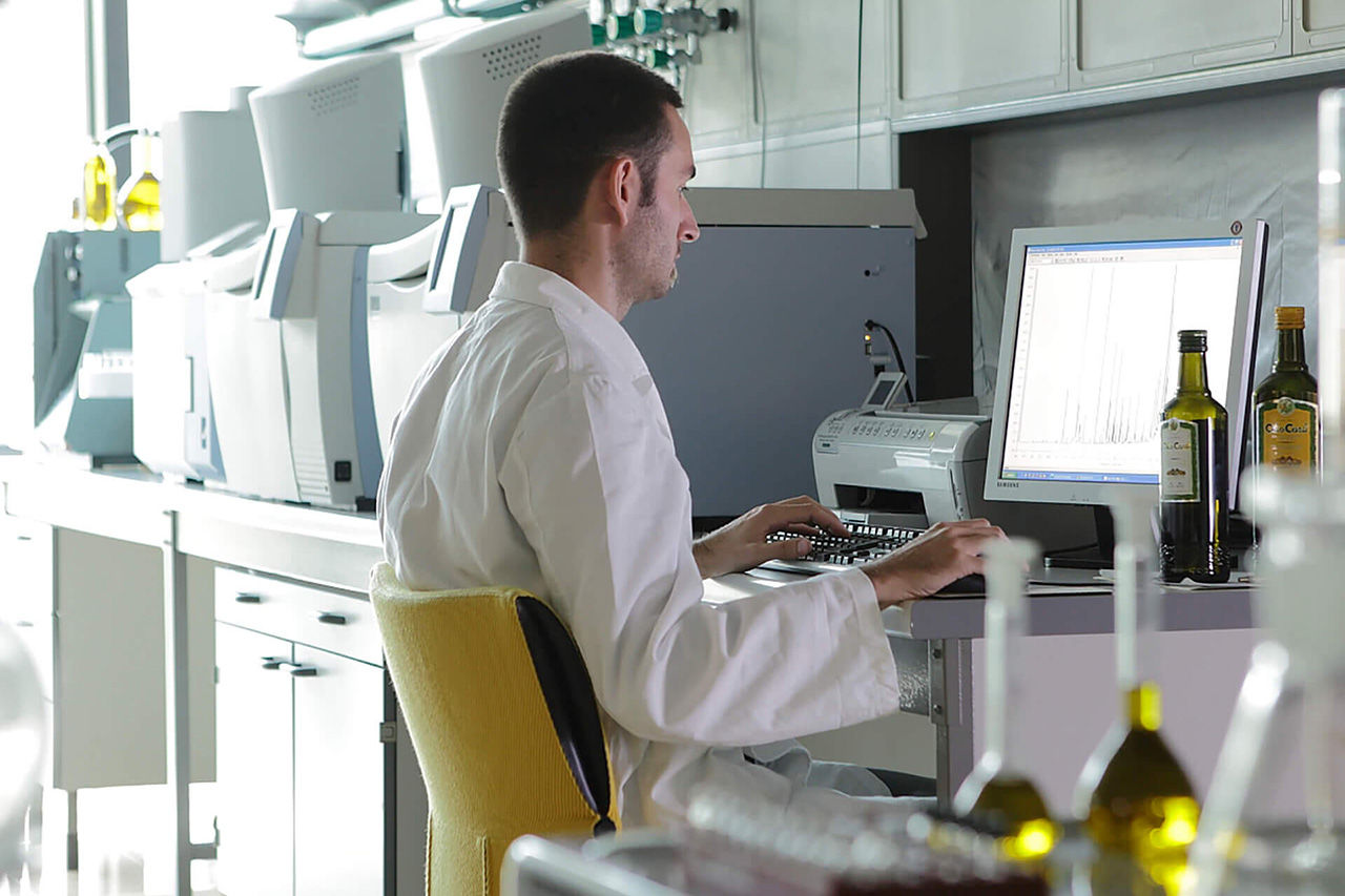 Il laboratorio di analisi Fratelli Carli