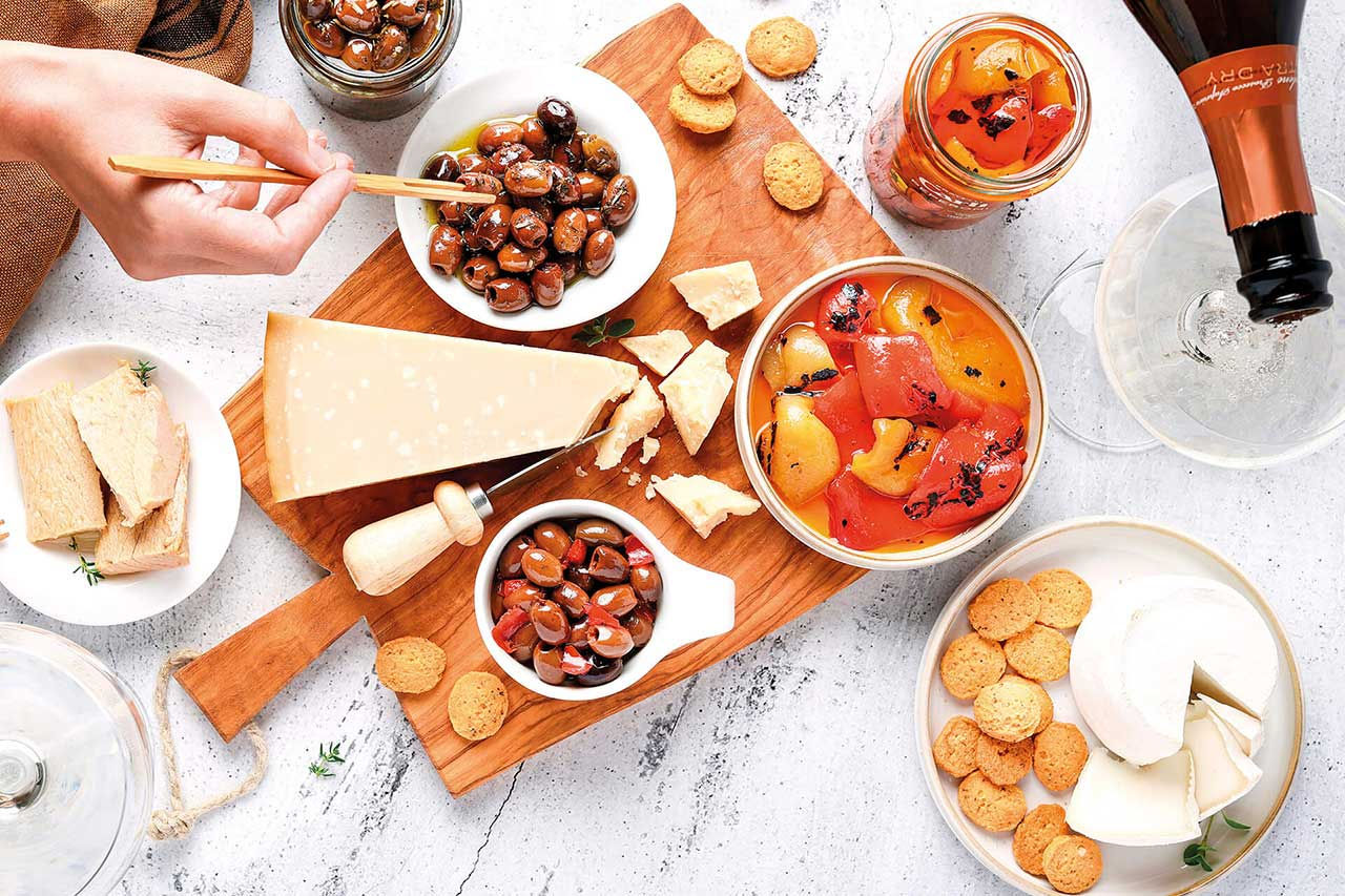 Aperitivo con i prodotti Carli